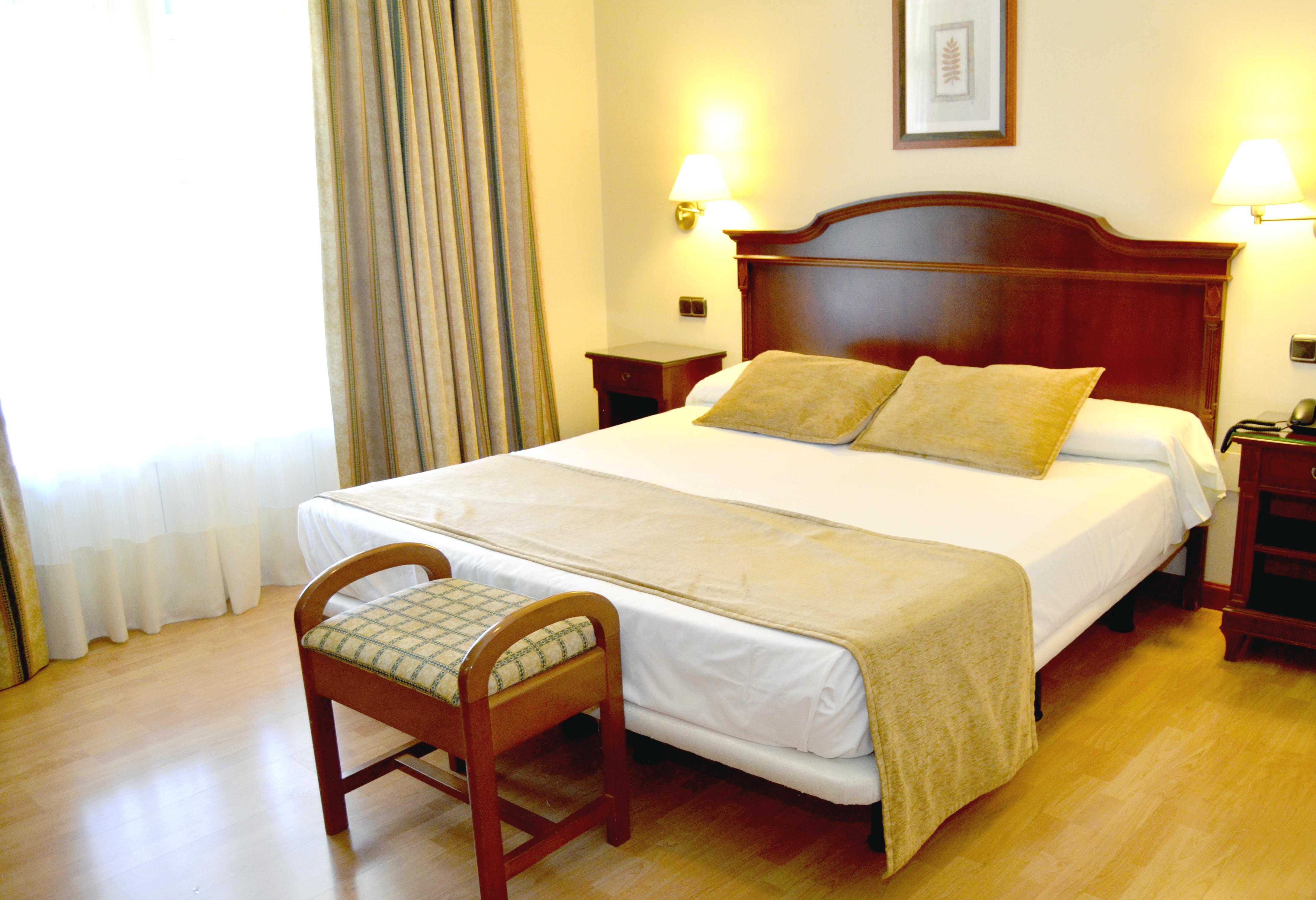 Hotel Lasa Sport Valladolid Kültér fotó