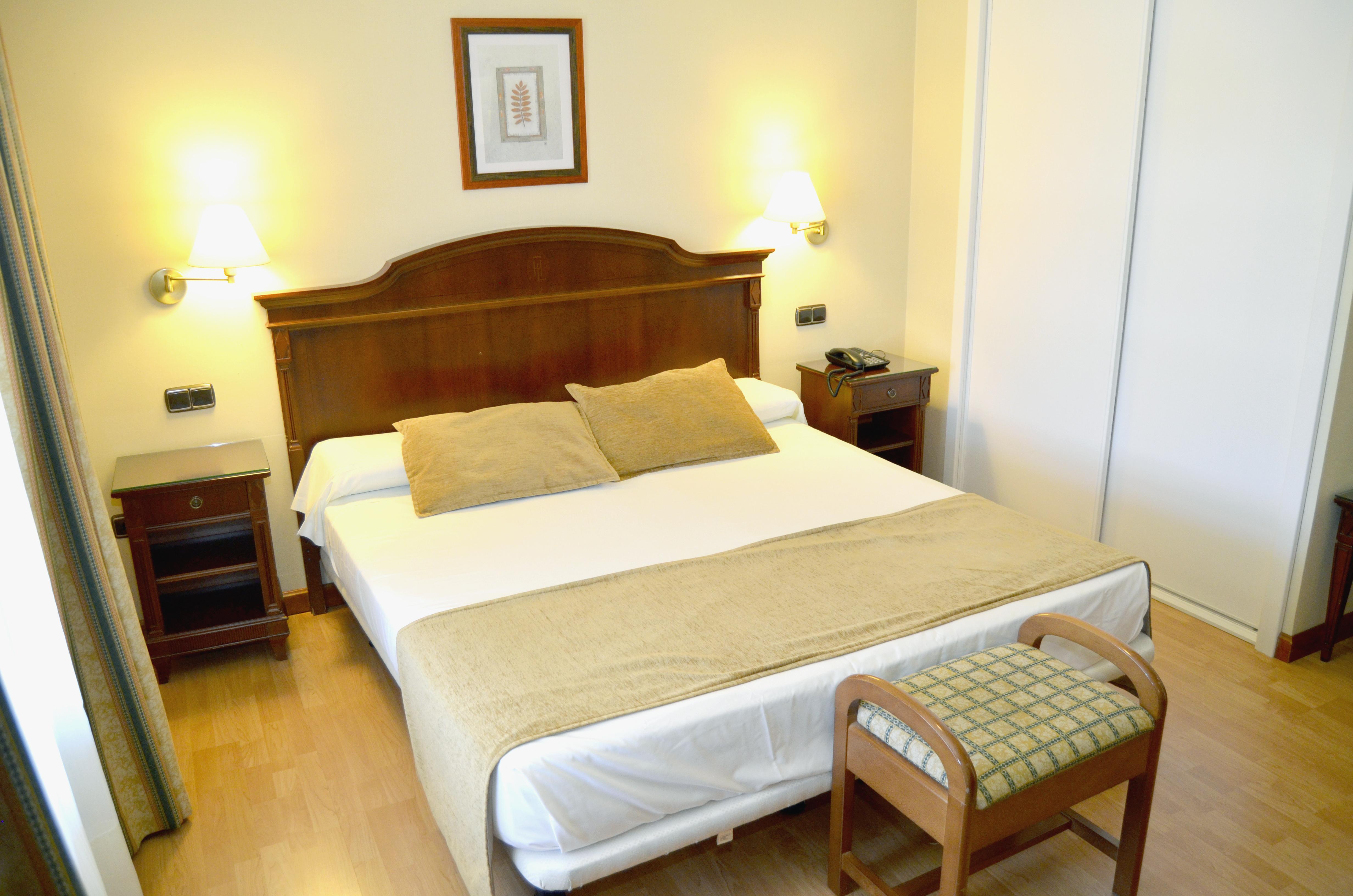 Hotel Lasa Sport Valladolid Kültér fotó