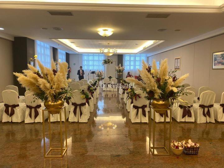 Hotel Lasa Sport Valladolid Kültér fotó